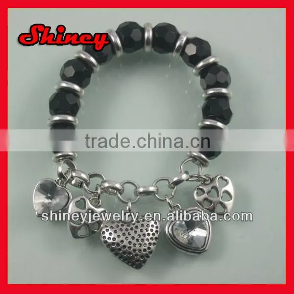 yiwu fashion bracelet with heart,charm bracelet