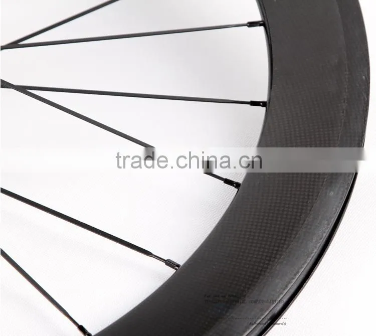 2015-2016 Lightweight bicycles carbon wheels 700C clincher Wheelset made in carbon wheelset china