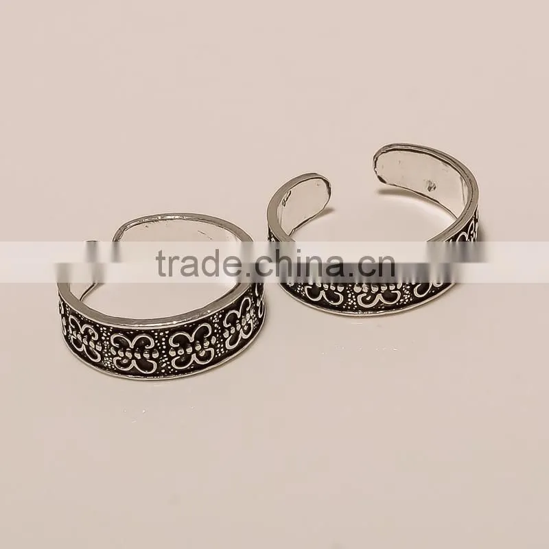 T0006-925 STERLING SILVER PLAIN BUTTERFLY LIGHT DESIGN FINE OXIDIZED TOERING3.08