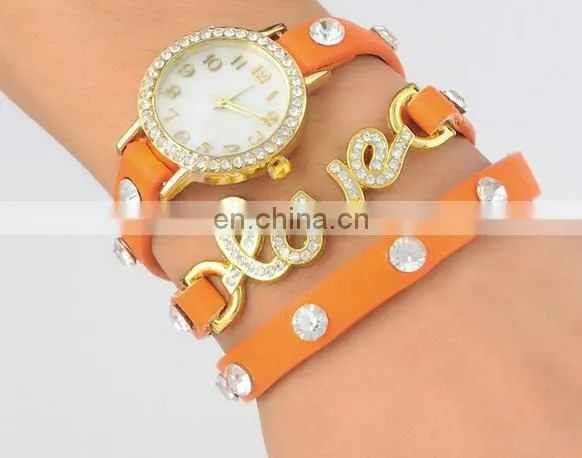 Newest Design Women Watches Retro Faux Leather Quartz Wristwatch with Bronze LOVE Word Luxury Watches Ladies