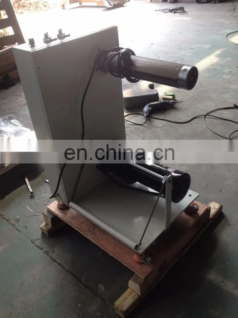 Film and fabric unwind machine