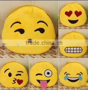 2015 hot sale free sample of plush emoji purse/ whats app purse