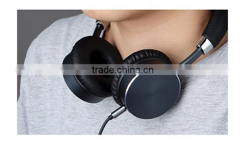 Original ROCK Muma Series 3.5mm Universal Ear Hook Headphone Stereo Sound Sport headset For Mobile Phone MT-4687