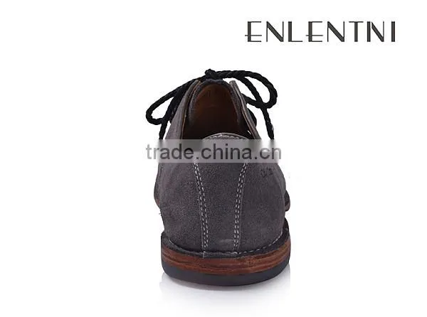 High quality Fashion casual shoes in leather outsole with the suede upper