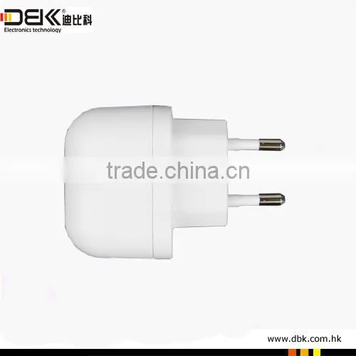 2015 new compact USB power travel adapter for mobile phone /power bank
