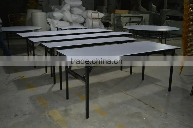 wholesale folding table round