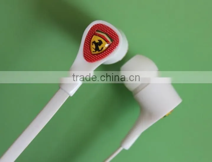 New arrival in ear headphone headset with micro custom logo in bulk