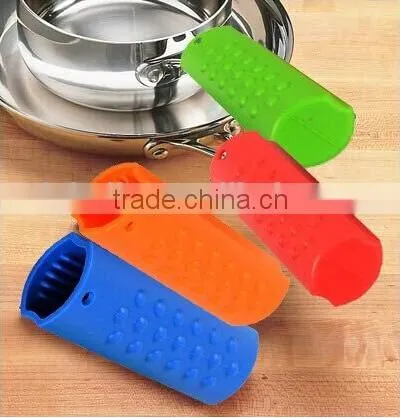 2015 Hotsale Fashion Design Silicone Pot Handle Sleeve for Metal