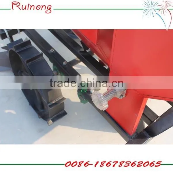 Combine Potato planter with fertilizing