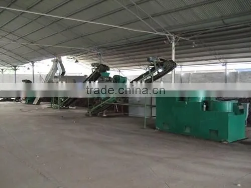 Double Roll Granulator by Pressing of Two Rollers