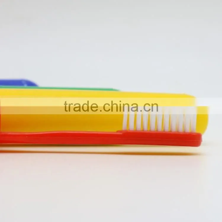 2017 travelling toothbrush with toothpaste portable toothbrush round tube