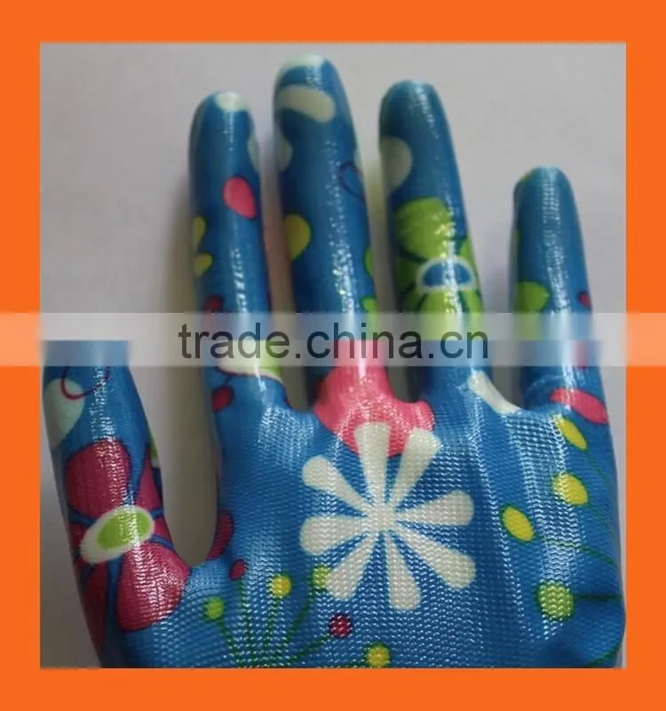 Garden Girl Water Resistant Weeding Gloves With Nitrile Palm