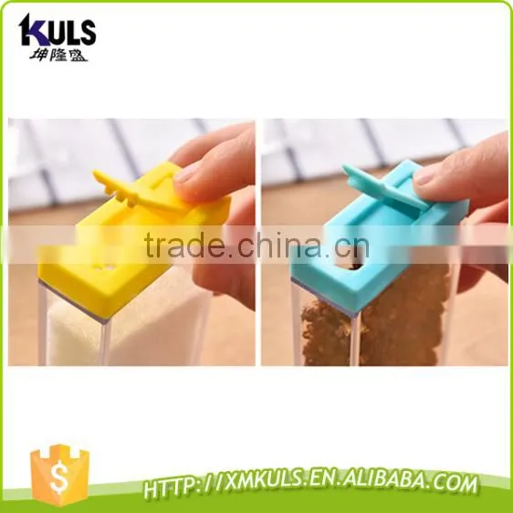 Creative transparent plastic condiment box kitchen storage box