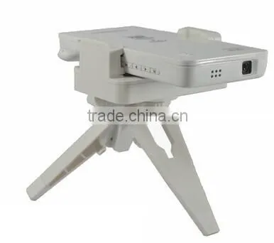 Hot Selling Mini WIFI Wireless Projectors SMP7032