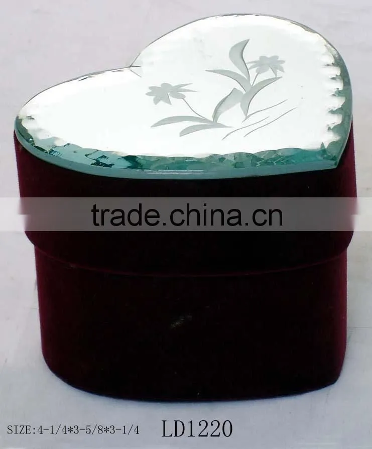 Lovely ring jewelry box