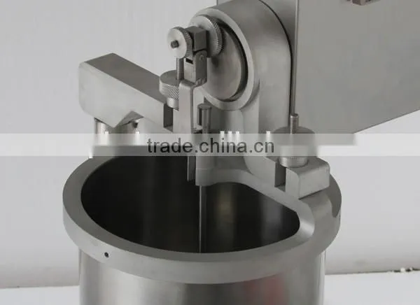 Donut making machine
