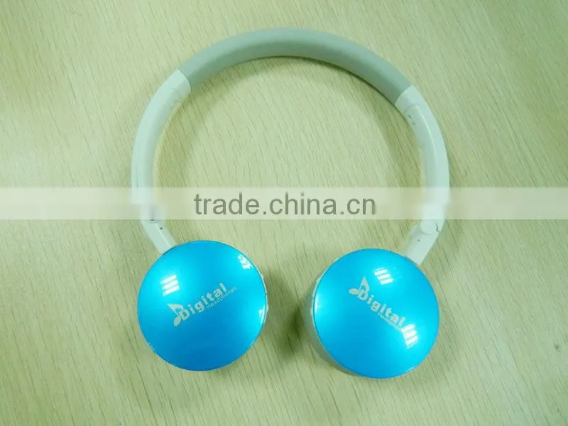 SD Card Reader Headphone with FM,MP3 Player Headphone