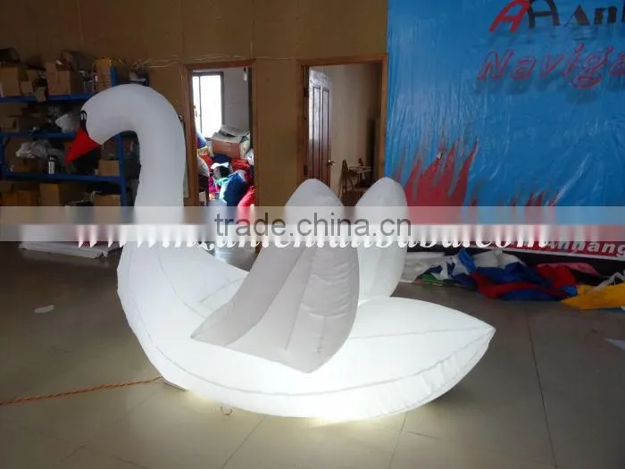Party Led Lighted Inflatable Goose /Inflatable Swan Christmas Decoration