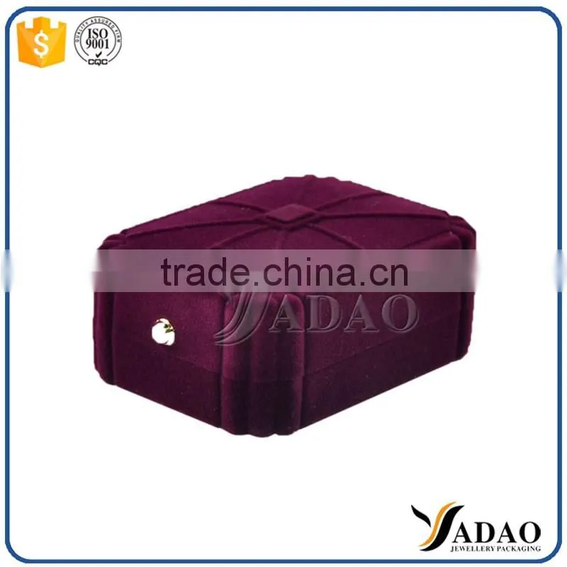 Customized with botton flocking velvet cover ring packaging box