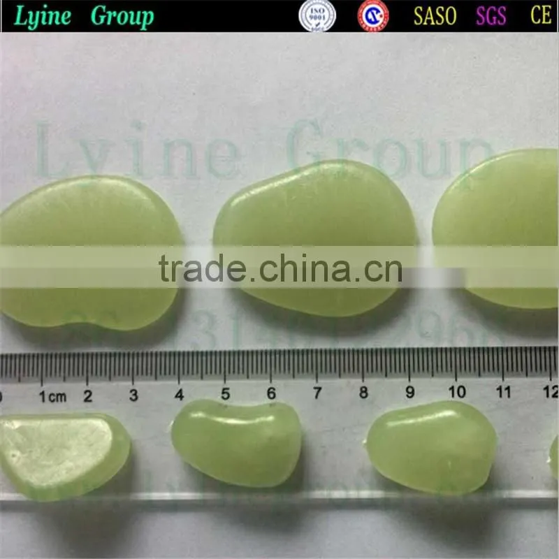 glow gravel for paving stone