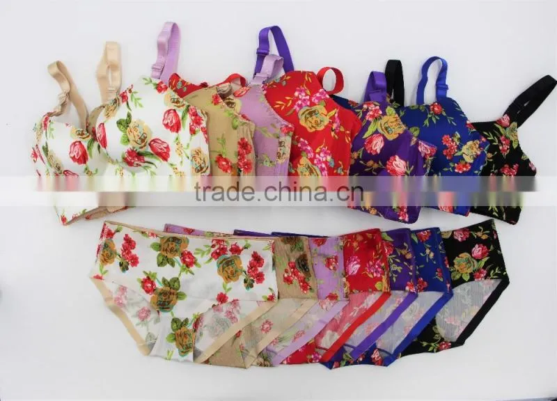 Printed roses brushed one peice seamless underwear gather comfortable adjustable bra set