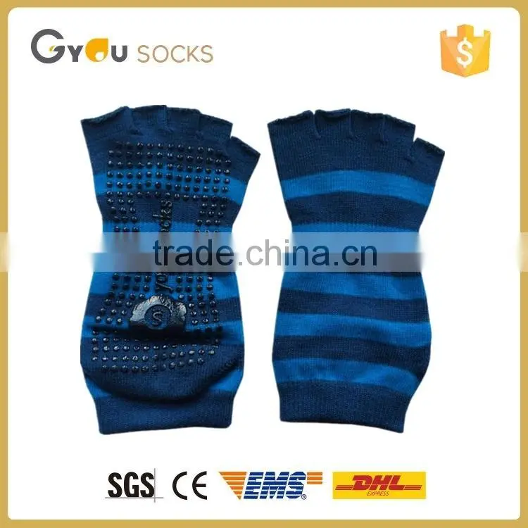2016wholesale unisex blue yoga socks anti slip socks five toes socks