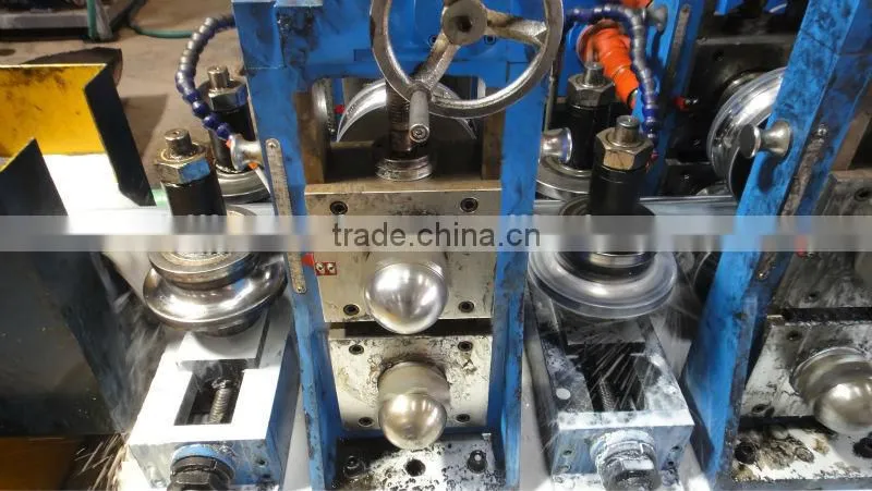 High precision tube mill