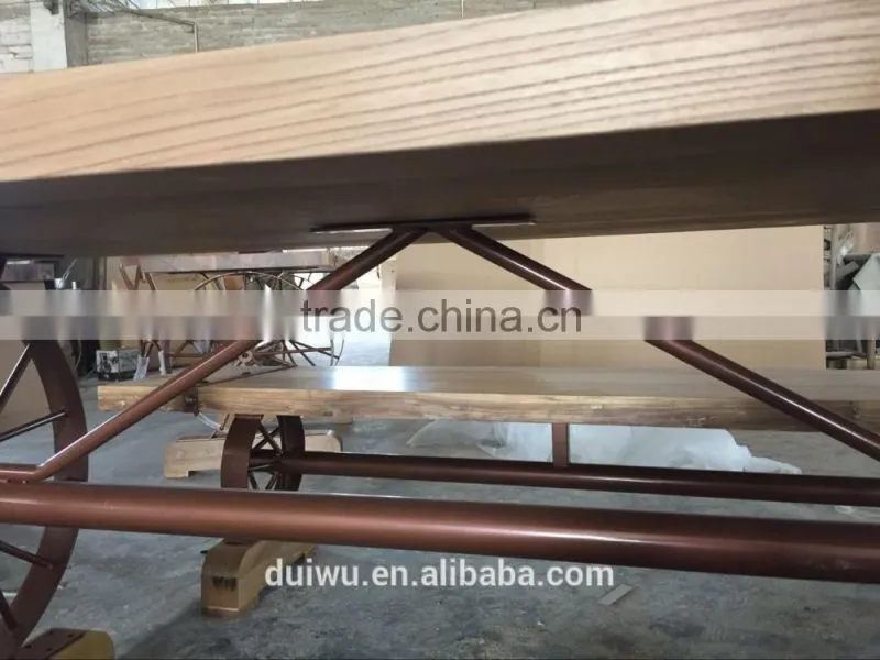 New design restaurant wooden set ornamental iron industrial table