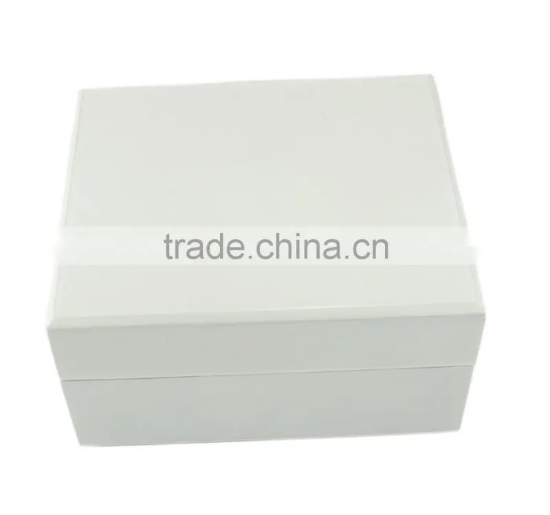 Good quality &price pure white elegant boxes for ladies watches gift case from Alibaba