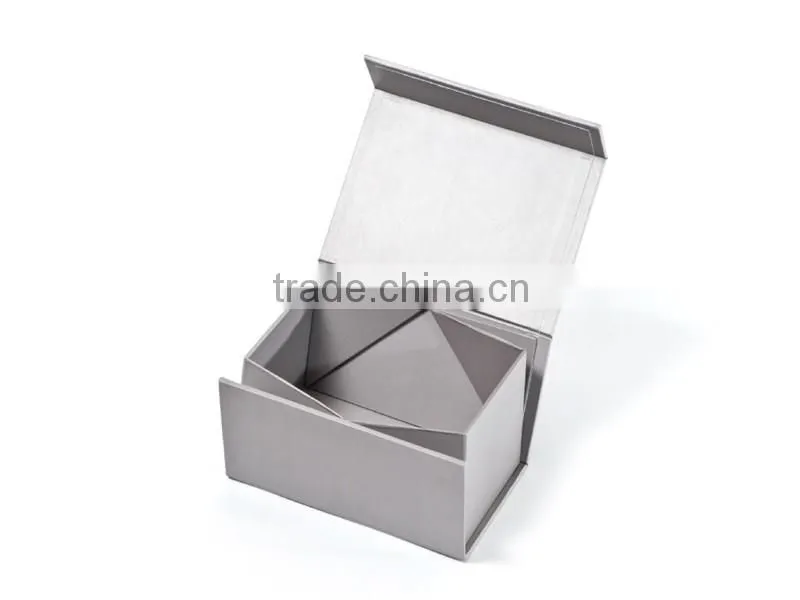 new design foldable paper gift box with magnet closure