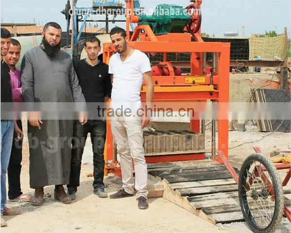 China 20 Years Old Factory Machine for Making Brick Ecological QTJ4-40