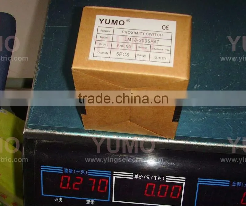 LM18-3005PAT proximity switch