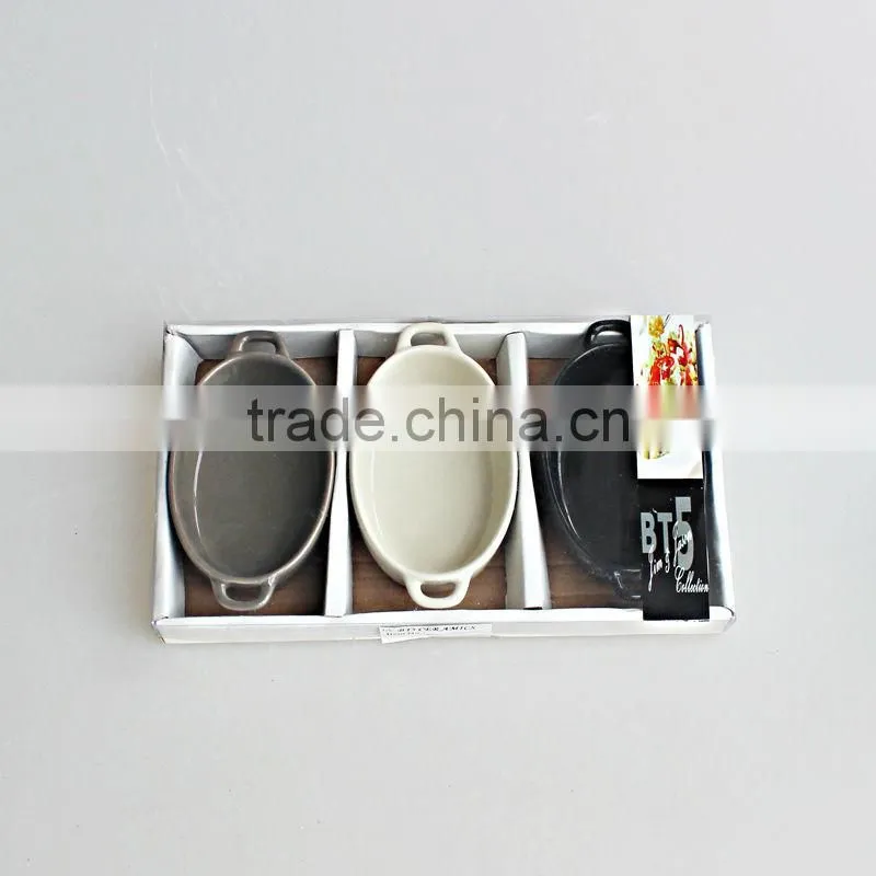 Set of 3 colorful oval casserole ceramic tapas set