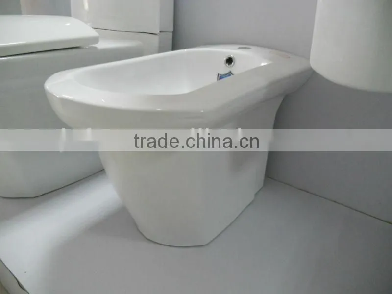 4820 Nice Ceramic non-electric bidet