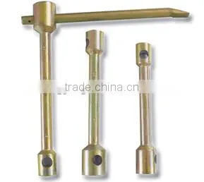 Tire rim wrench