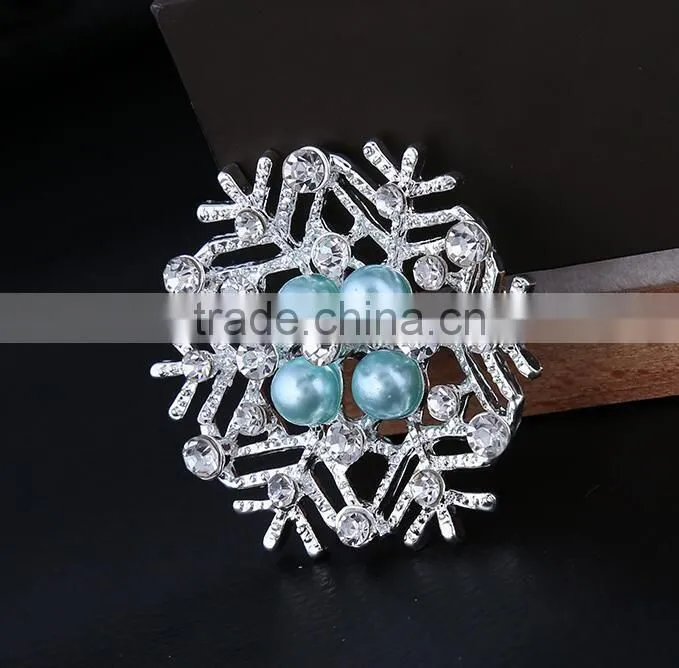 F20041N New design Christmas snow brooch pins fancy frooch pins