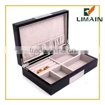 2011 wooden jewelry box