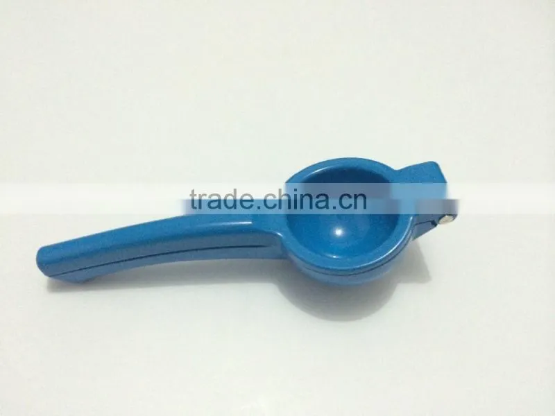 Hot Sell Kitchen Use Aluminum Alloy Metal Lemon Squeezer