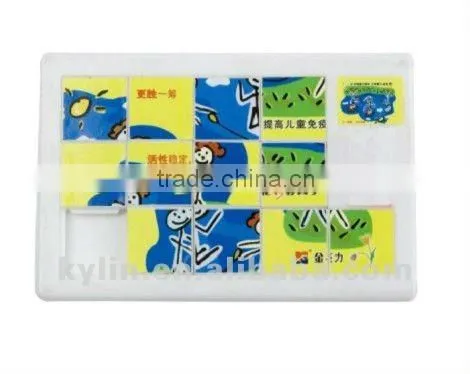 Plastic jigsaw puzzle