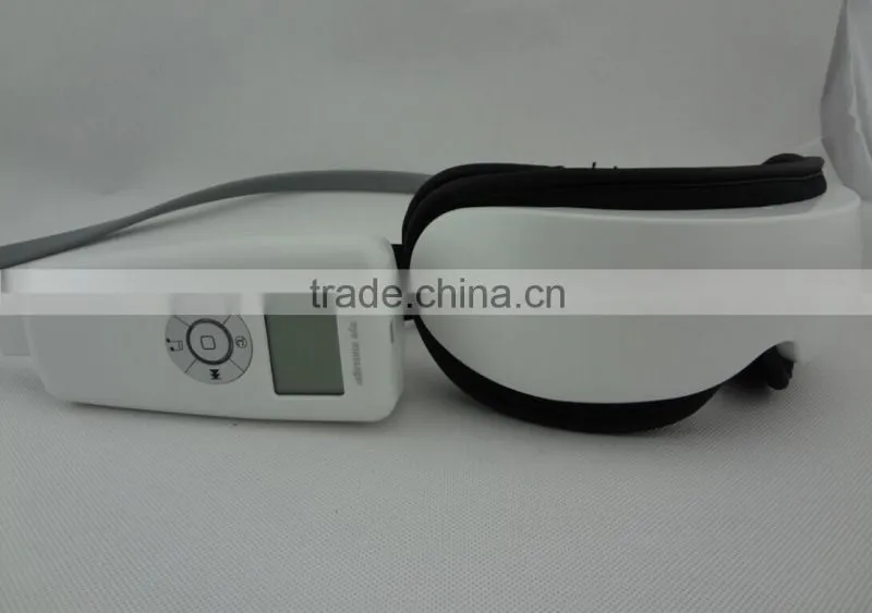 Automatic eye massager
