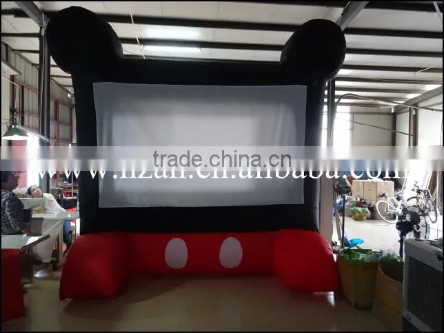 Deluxe Outdoor Inflatable Screen