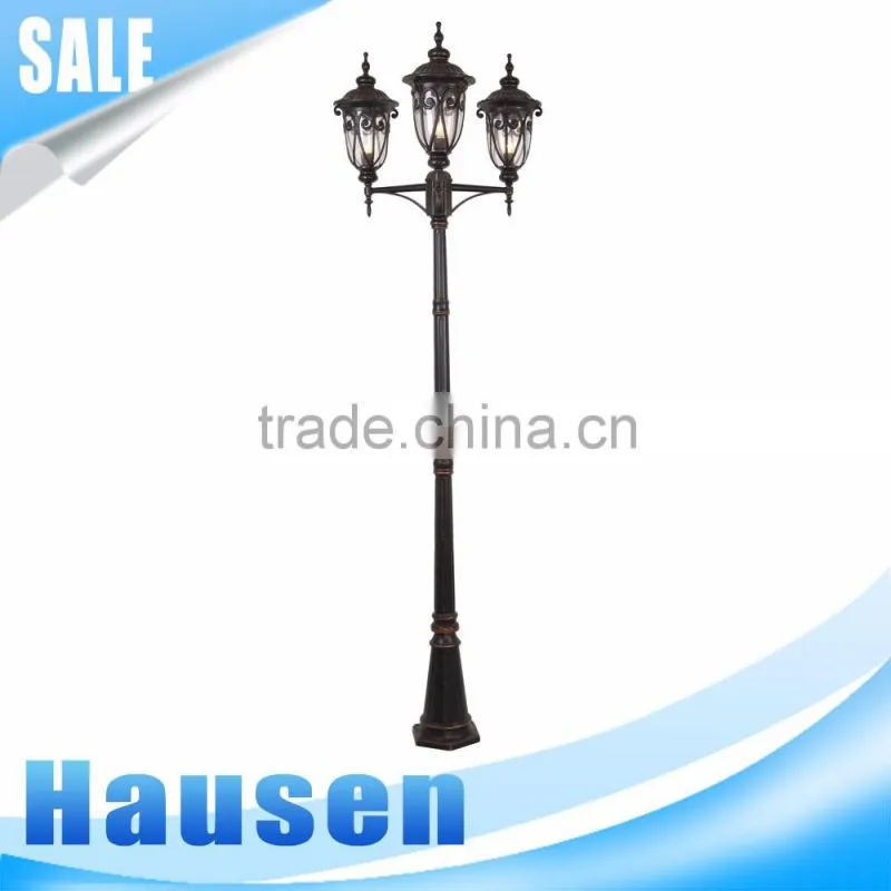 European style IP44 three head street die cast aluminum outdoor pole light