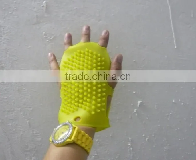 Pet supplies brush dog bath brush rubber toe dog supplies dog gloves for shower
