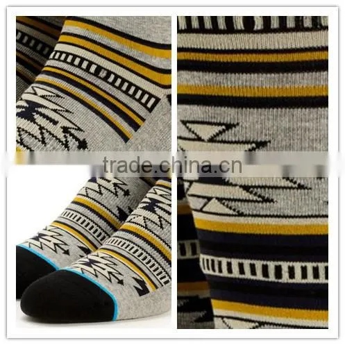 Fashion cheap funny custom knit tube sock man