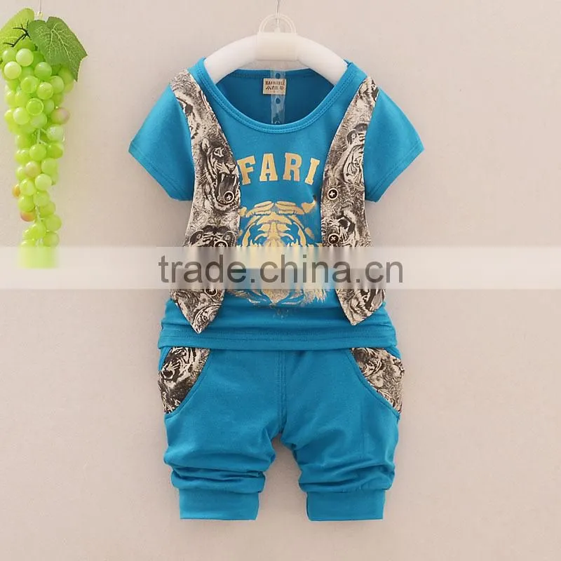 2015 soft 100%cotton lovely boys fancy suit with latest design