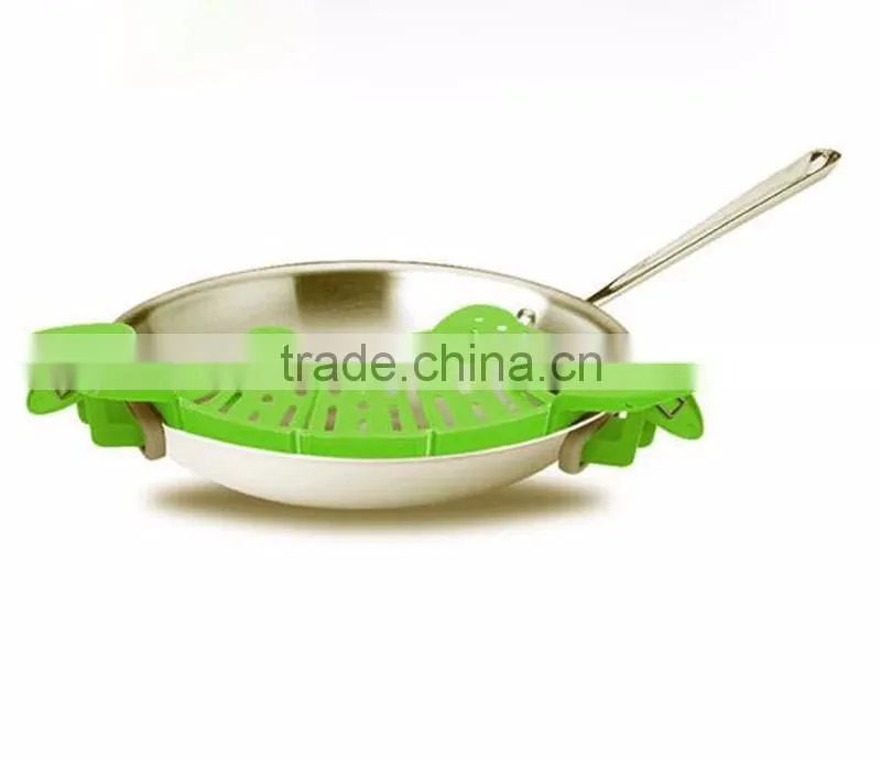 Universal Size Fit Most Pans Clip-on Green Silicone Pasta Strainer