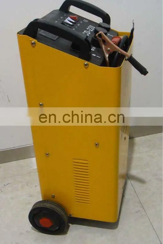 High Quality 12/24V Car Battery Charger CD 230