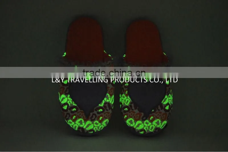 Light at night women indoor slippers,Light at night women bedroom slippers,light slippers