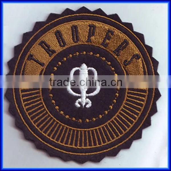 Wholesale letter embroidery company logo patch, beautiful hand sew on embroidery logo patch
