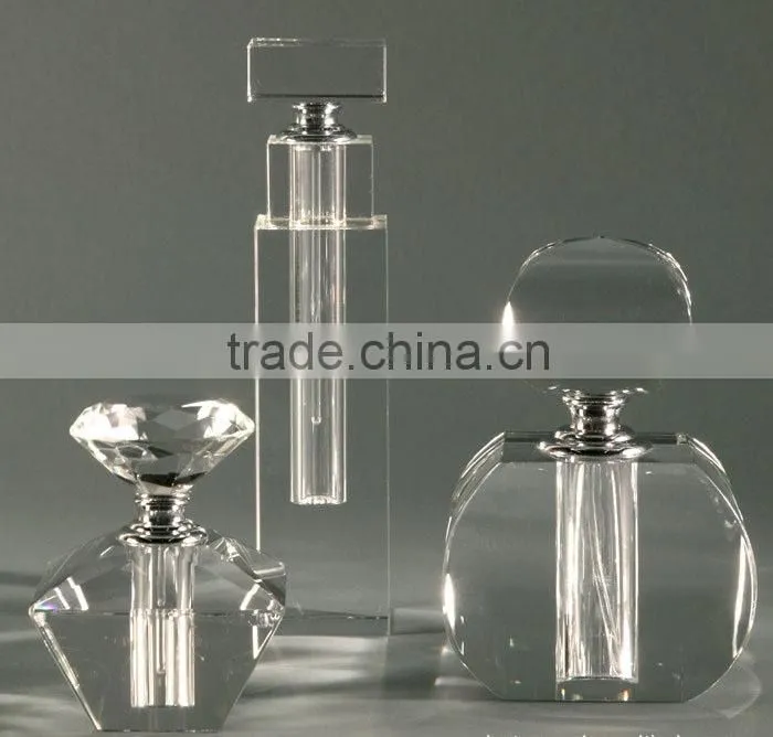 2015 Custom Individuation Crystal Glass Empty Bottle for Perfume